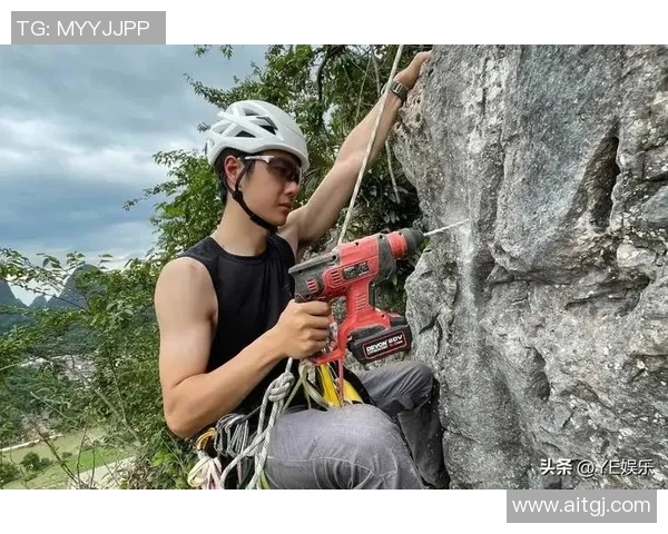 攀岩之旅：探索上海攀岩队的训练节奏与团队精神