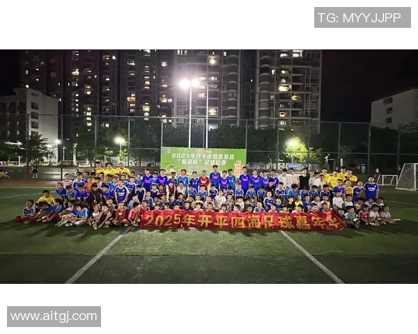 五十年足球传奇回顾与感悟足球明星的辉煌与变迁之路